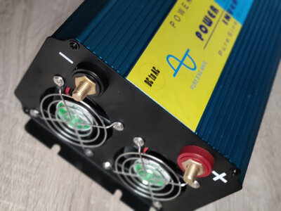 SUREDOM DX-GAC1000/2000W 12V (Pure Sine Wave)