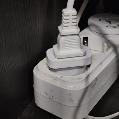 ProZone AC9600 Compact US to EU Plug White