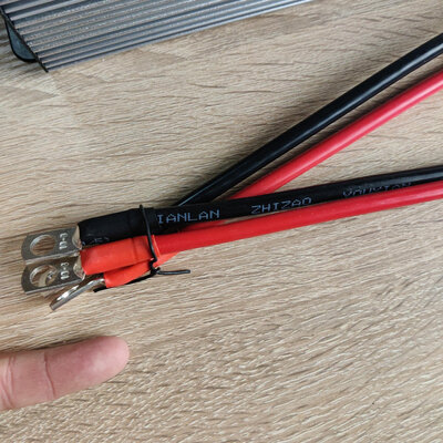 JYINS P-300/600W 12V (pure sine wave)